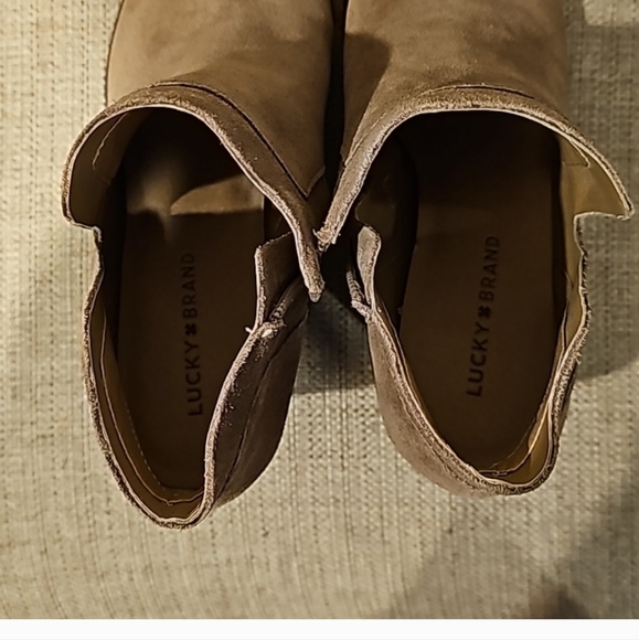 Lucky Brand Women's size 10 wedge booties - Picture 4 of 4